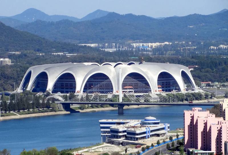 Rungrado 1st of May Stadium - 114,000 chỗ ngồi