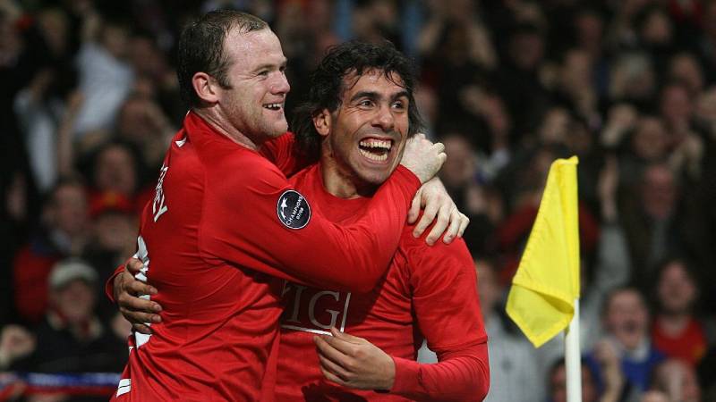 Wayne Rooney và Carlos Tevez – Manchester United